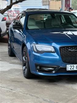 کرایسلەر 300